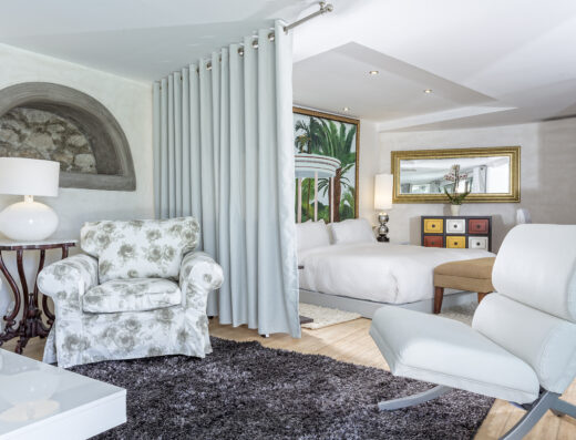 Copy of drz 2689 e-Mykonos | Hotels, Rentals & Services in Mykonos