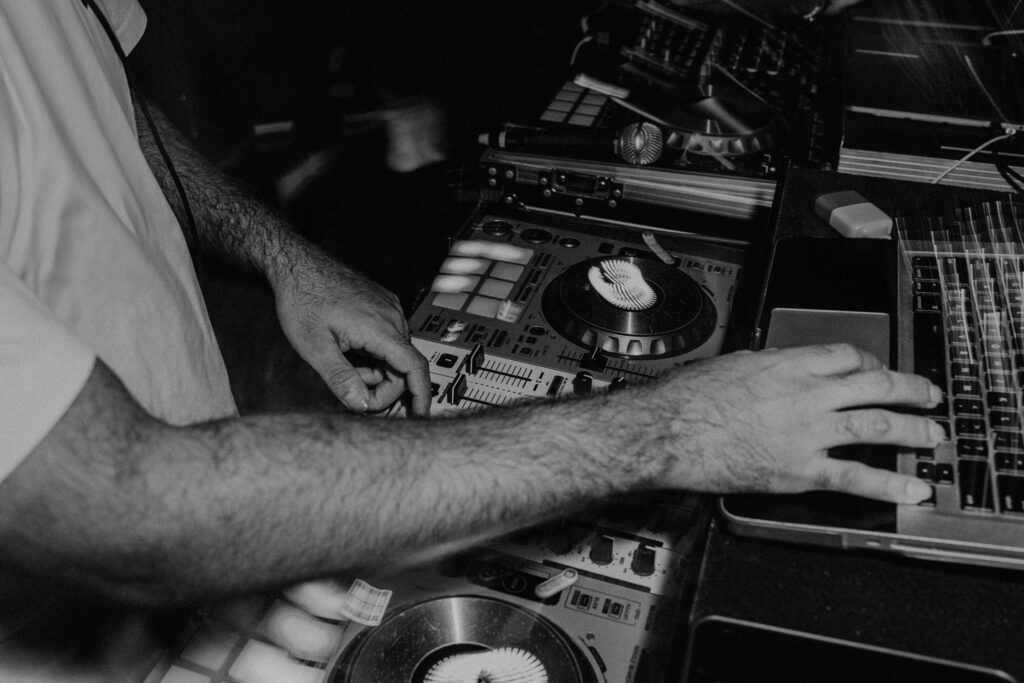 Nightlife: Experiencing Mykonos After Dark