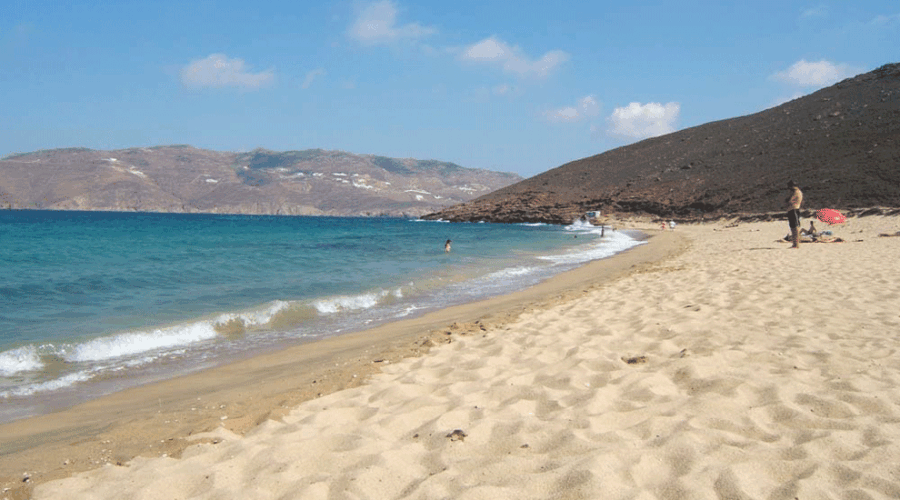 Panormos Beach Mykonos: A Coastal Escape with Style and Serenity