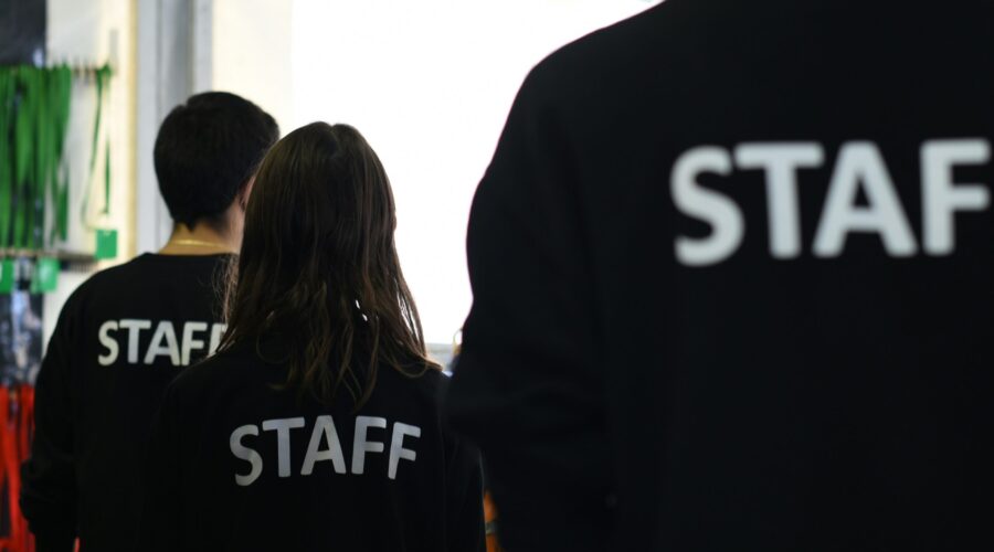 Languages, Attitude, Experience: What Employers in Mykonos Value Most