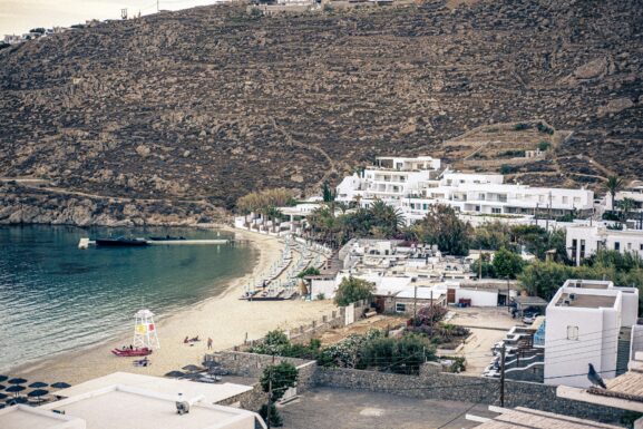 Mykonos Beach Culture: Lifestyle, Atmosphere, and the Spirit of the Island