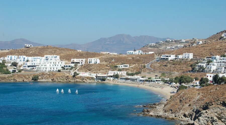 Mykonos Island Travel Guide: Beaches, Nature, and the Island’s Daily Rhythm